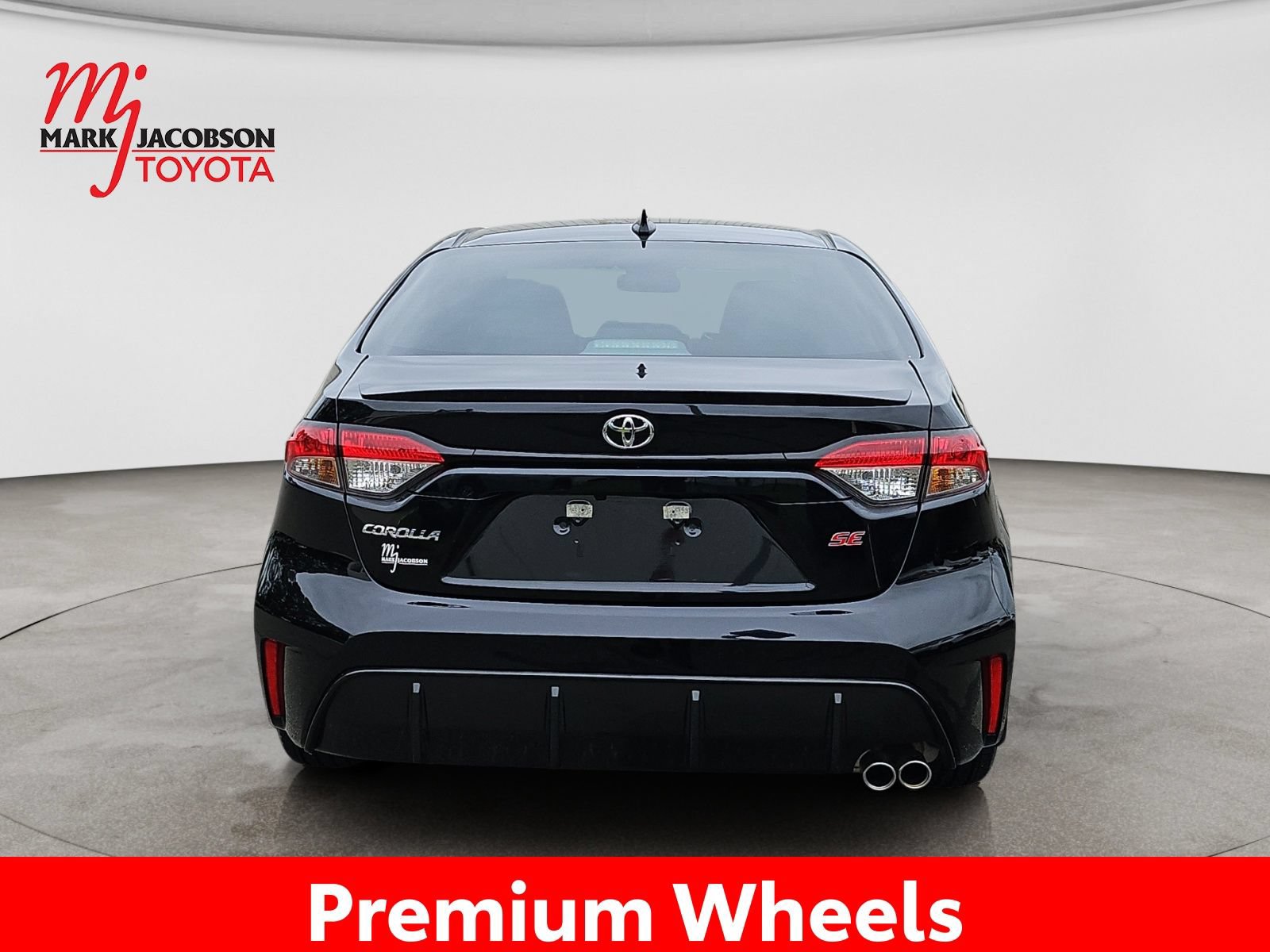 Used 2026 Toyota Corolla SE FWD image 11