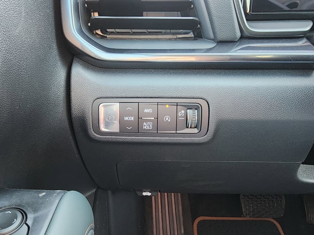 New 2026 GMC Terrain AT4 w/ Convenience Package III image 18