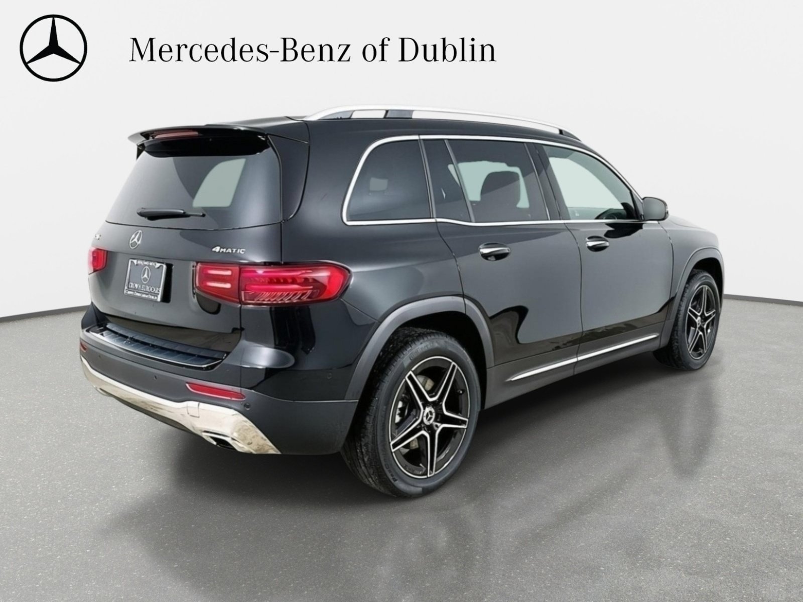 Used 2026 Mercedes-Benz GLB 250 4MATIC image 5