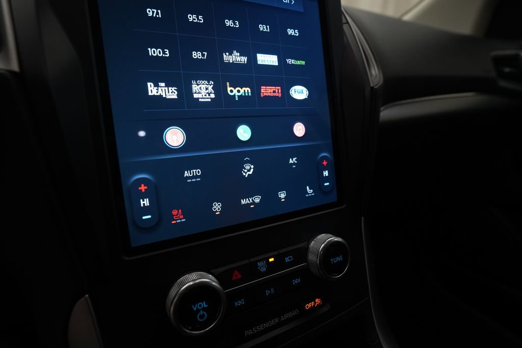 Used 2023 Ford Edge SEL w/ Sport Appearance Package image 23