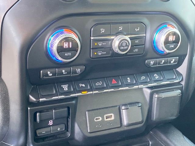 Used 2020 GMC Sierra 3500 AT4 w/ AT4 Premium Package image 15