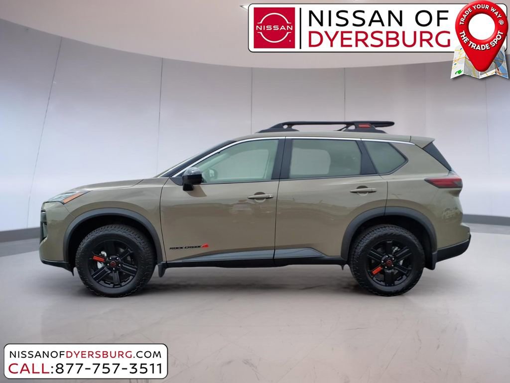 Used 2025 Nissan Rogue SV image 6