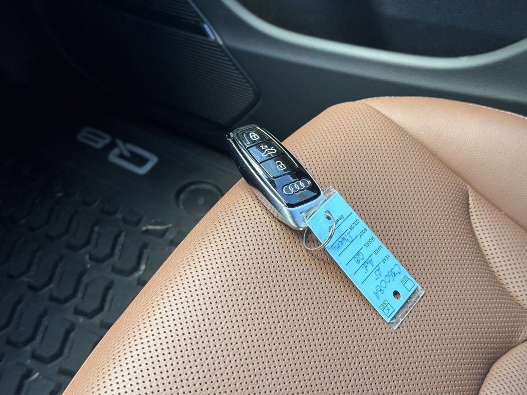 Used 2025 Audi Q8 Premium Plus image 37