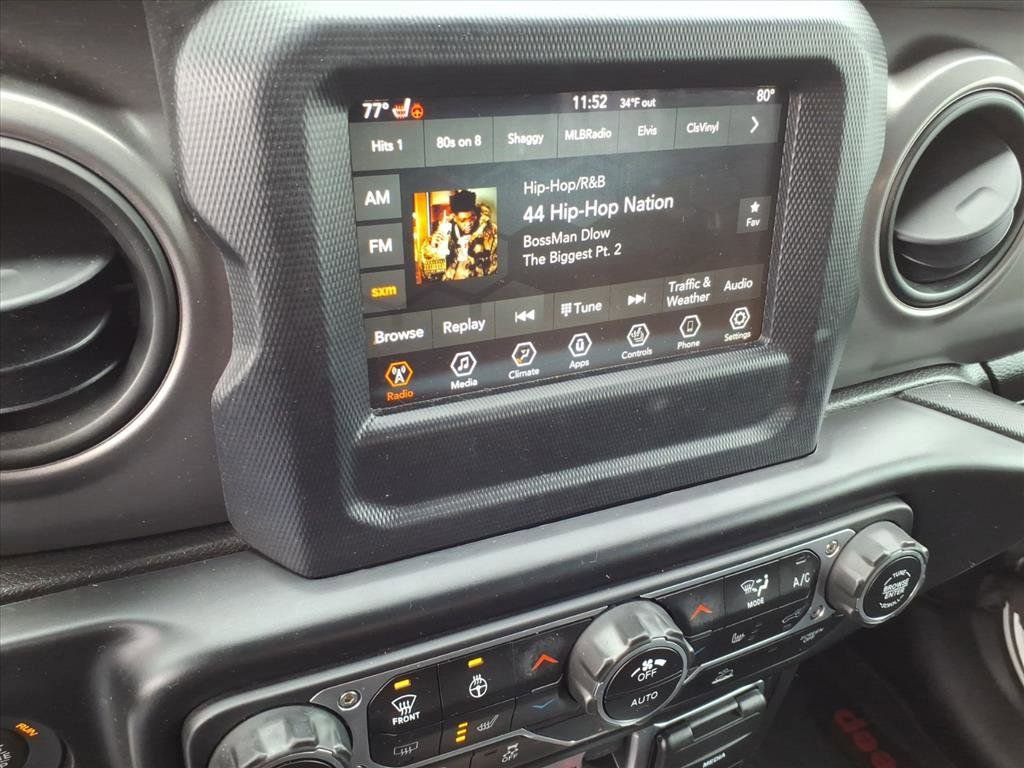 Used 2021 Jeep Gladiator Willys image 28