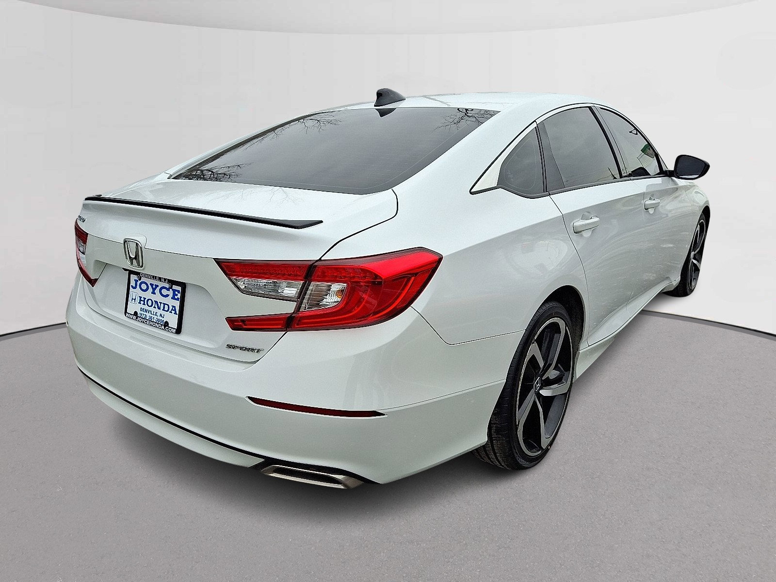 Certified 2022 Honda Accord Sport image 10