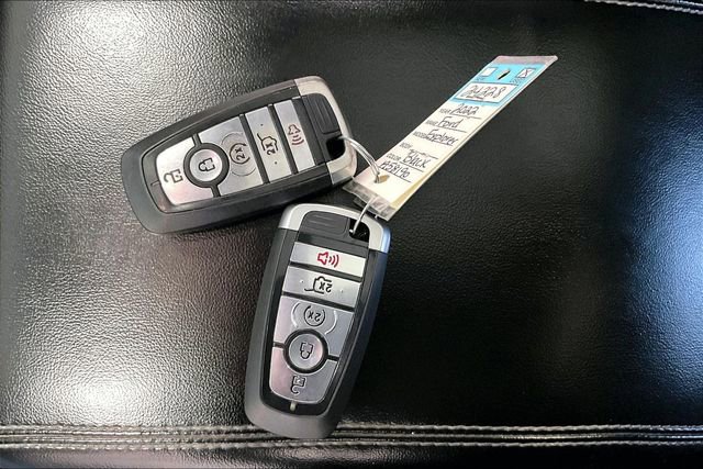 Used 2022 Ford Explorer XLT w/ XLT Sport Appearance Package image 37