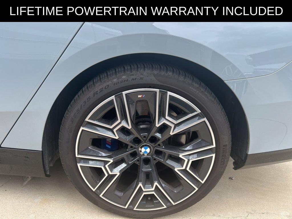 Used 2026 BMW 550e xDrive w/ Executive Package AWD/4WD image 10