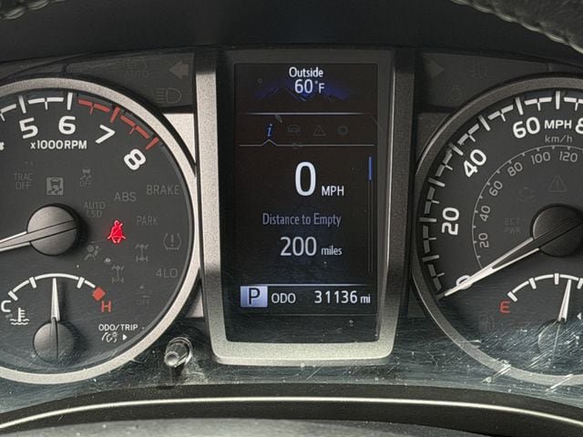 Certified 2021 Toyota Tacoma TRD Off-Road w/ Technology Package AWD/4WD image 17