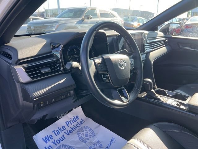 Used 2025 Toyota Camry SE image 9