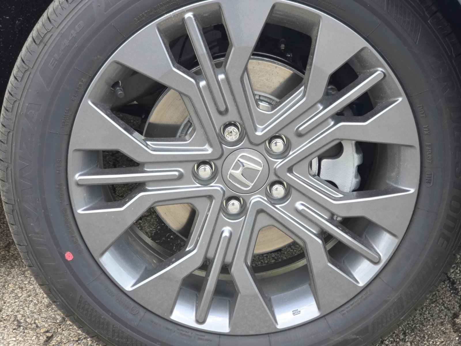 New 2026 Honda Odyssey Touring image 11