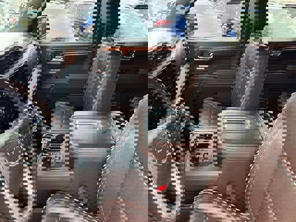 Used 2022 GMC Sierra 1500 Denali image 12