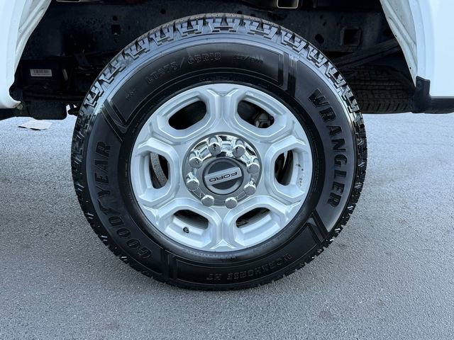 Used 2025 Ford F250 XLT image 15