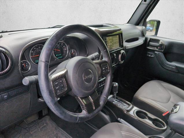 Used 2016 Jeep Wrangler Unlimited Rubicon w/ Connectivity Group AWD/4WD image 8