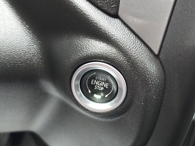 Used 2022 Chevrolet Silverado 1500 Custom image 14