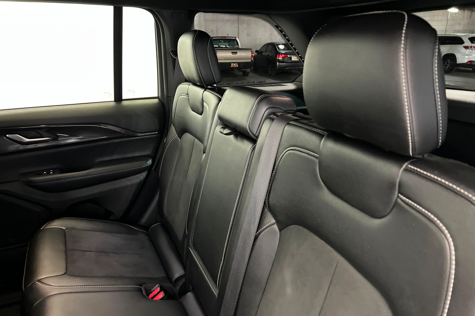 Certified 2023 Jeep Grand Cherokee Altitude AWD/4WD image 20