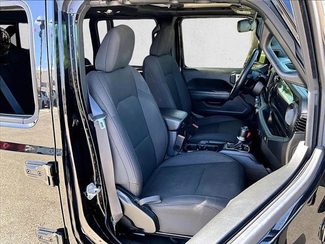 Used 2022 Jeep Gladiator Sport AWD/4WD image 9