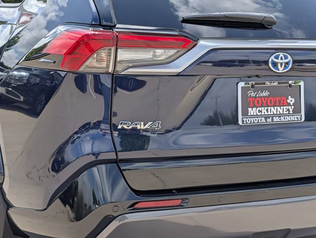 Used 2021 Toyota RAV4 XSE image 8