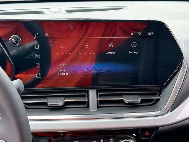 New 2026 Chevrolet Trax LT w/ Driver Confidence Package image 15