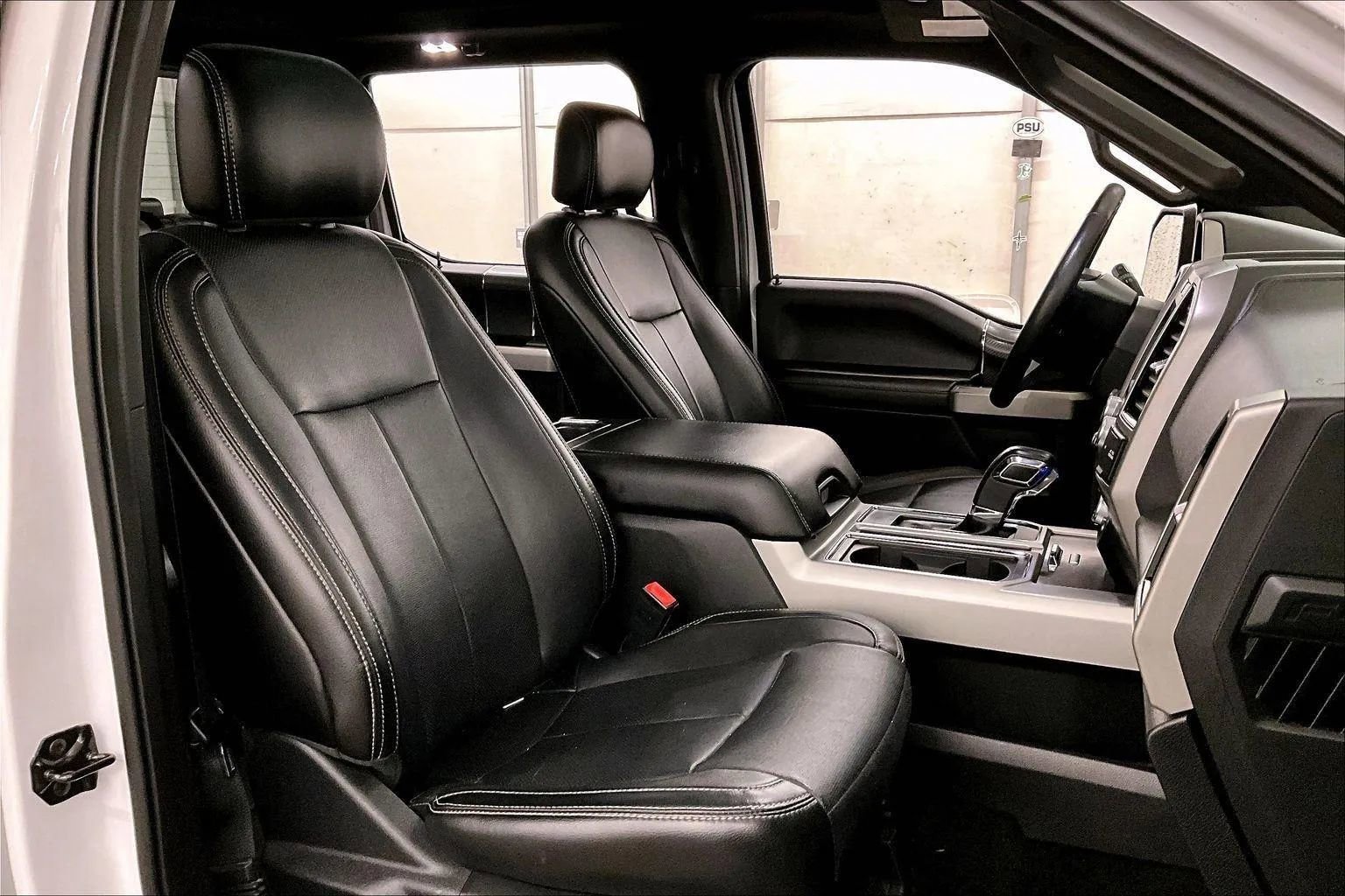 Used 2018 Ford F150 Lariat w/ Equipment Group 502A Luxury image 7