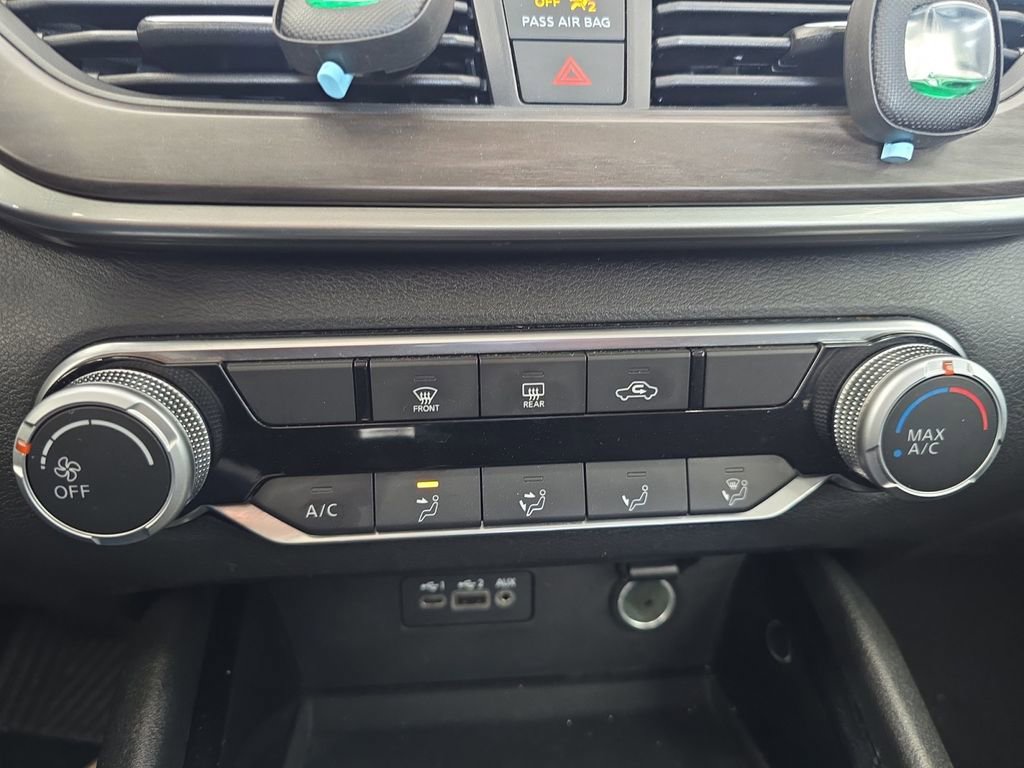 Used 2024 Nissan Altima 2.5 SV image 25