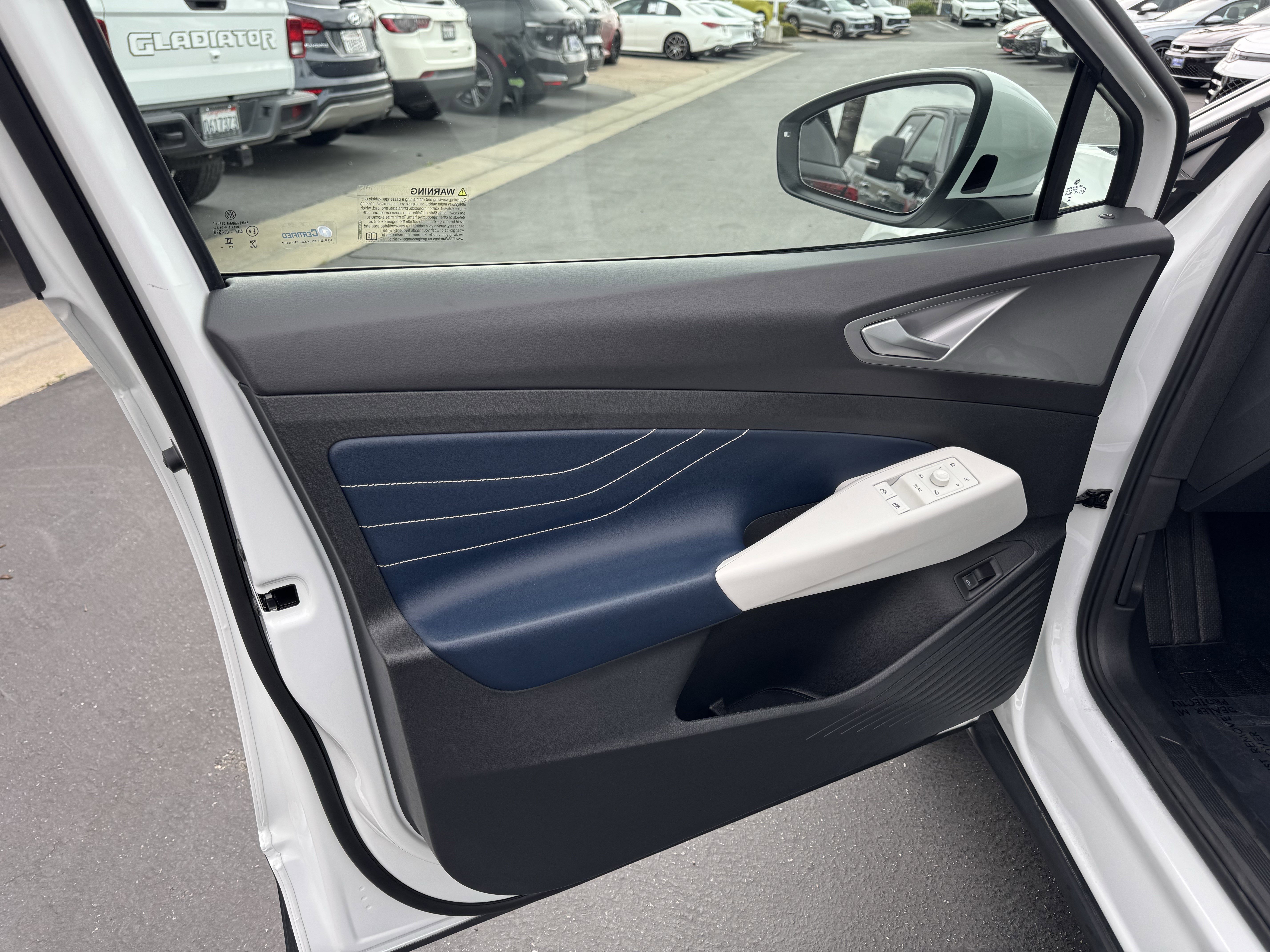 Certified 2023 Volkswagen ID.4 Pro S Plus image 13