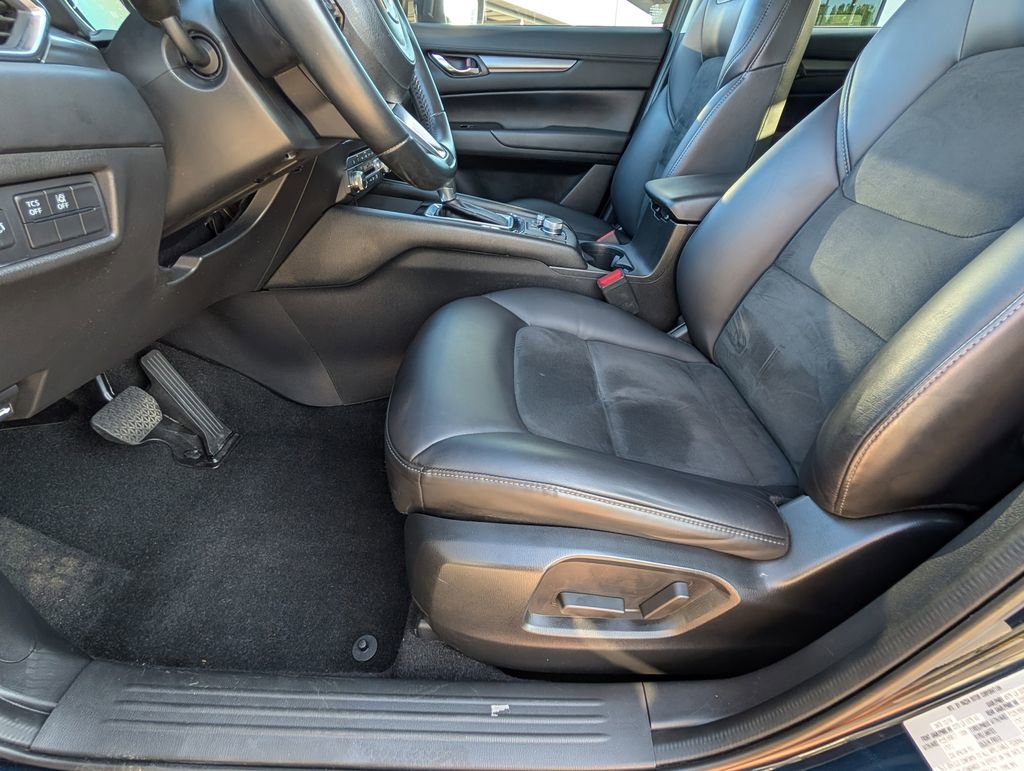 Used 2020 MAZDA CX-5 Touring FWD image 17