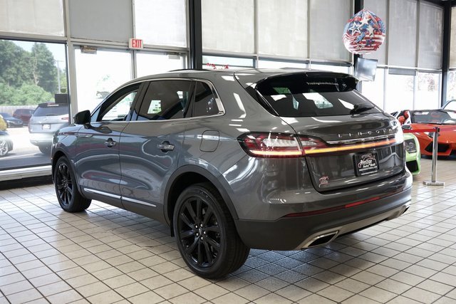 Used 2022 Lincoln Nautilus Reserve w/ Monochromatic Package image 4