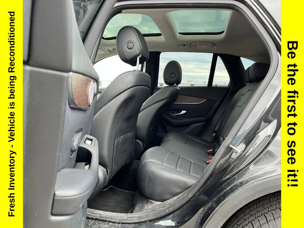 Used 2020 Mercedes-Benz GLC 300 4MATIC image 25