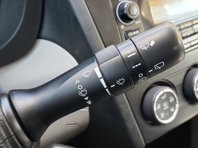 Used 2015 Subaru Forester 2.5i Premium w/ All-Weather Package image 26