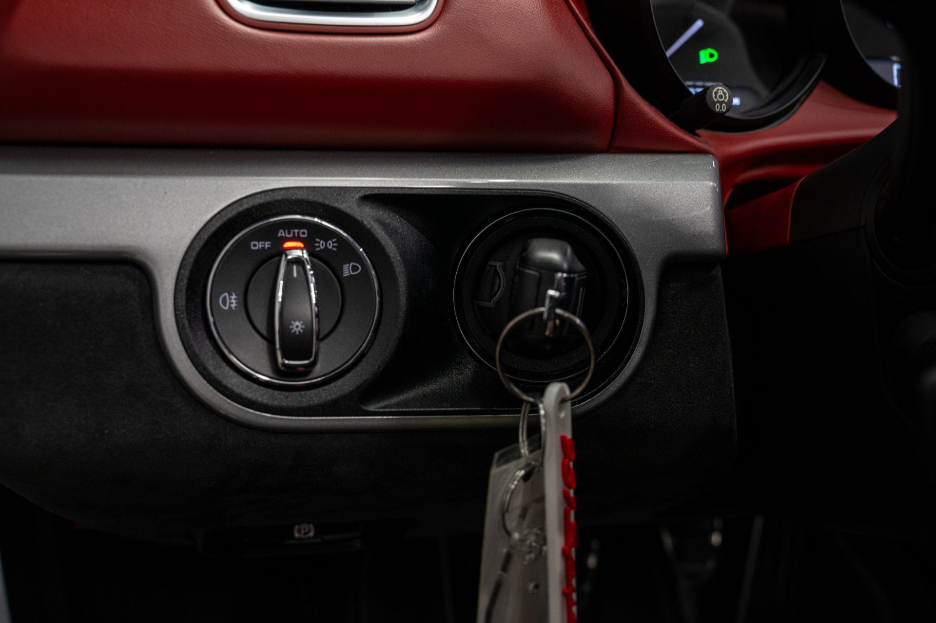 Used 2016 Porsche Boxster Spyder RWD image 27