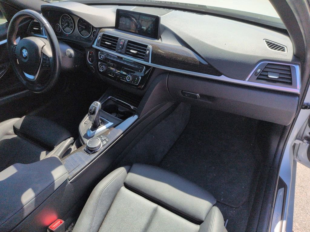 Used 2017 BMW 330i Sedan image 20