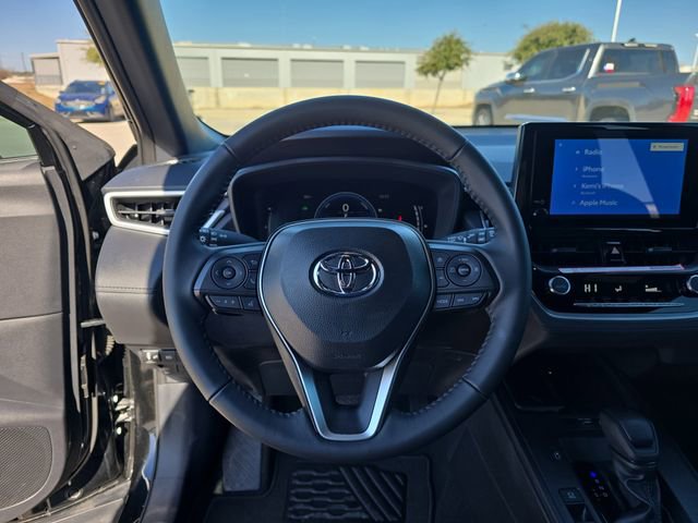 Used 2026 Toyota Corolla Cross SE image 15