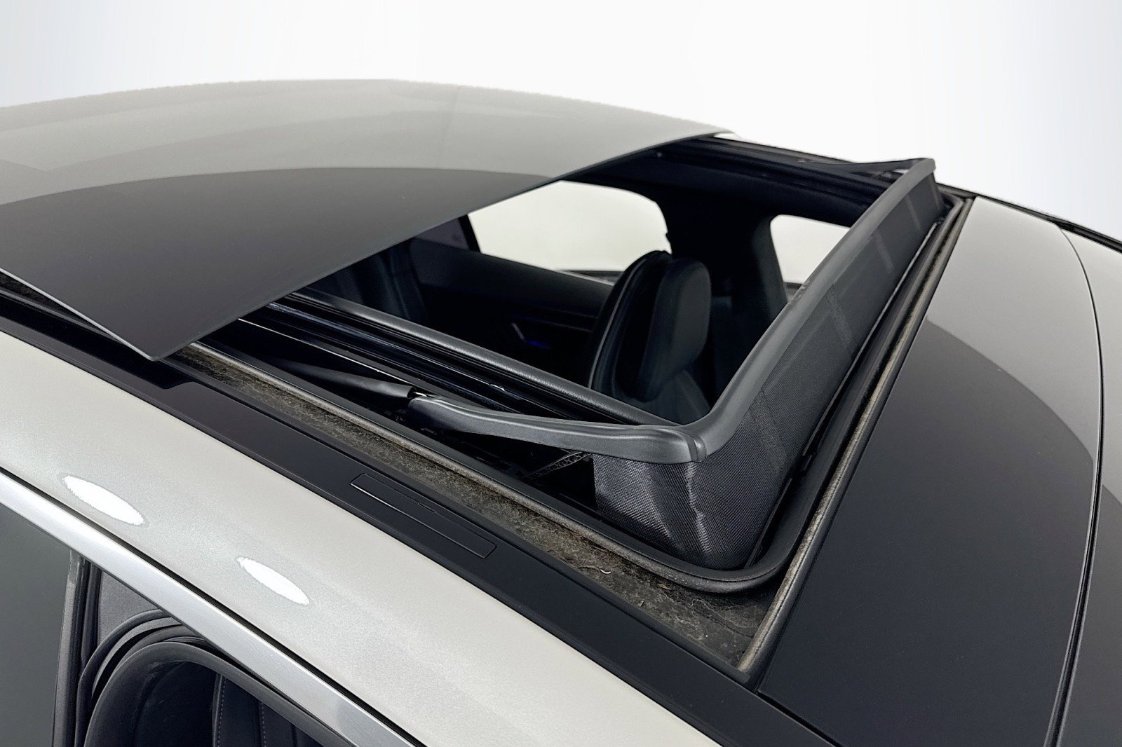 Certified 2023 Mercedes-Benz EQS 580 4MATIC Sedan image 21