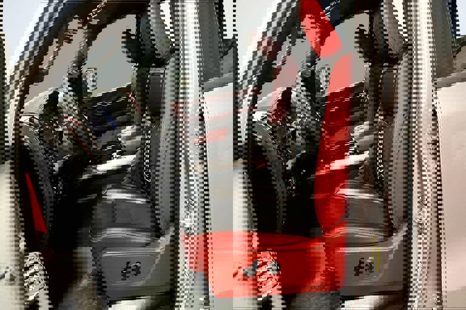 Used 2025 RAM 1500 Rebel image 11