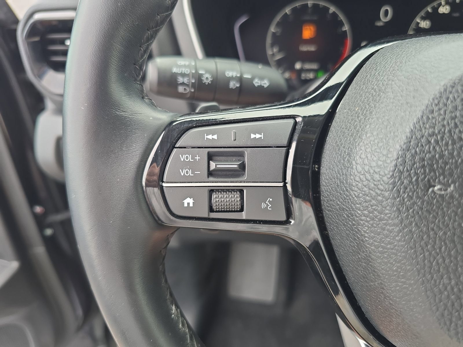 Certified 2025 Honda Pilot EX-L image 22