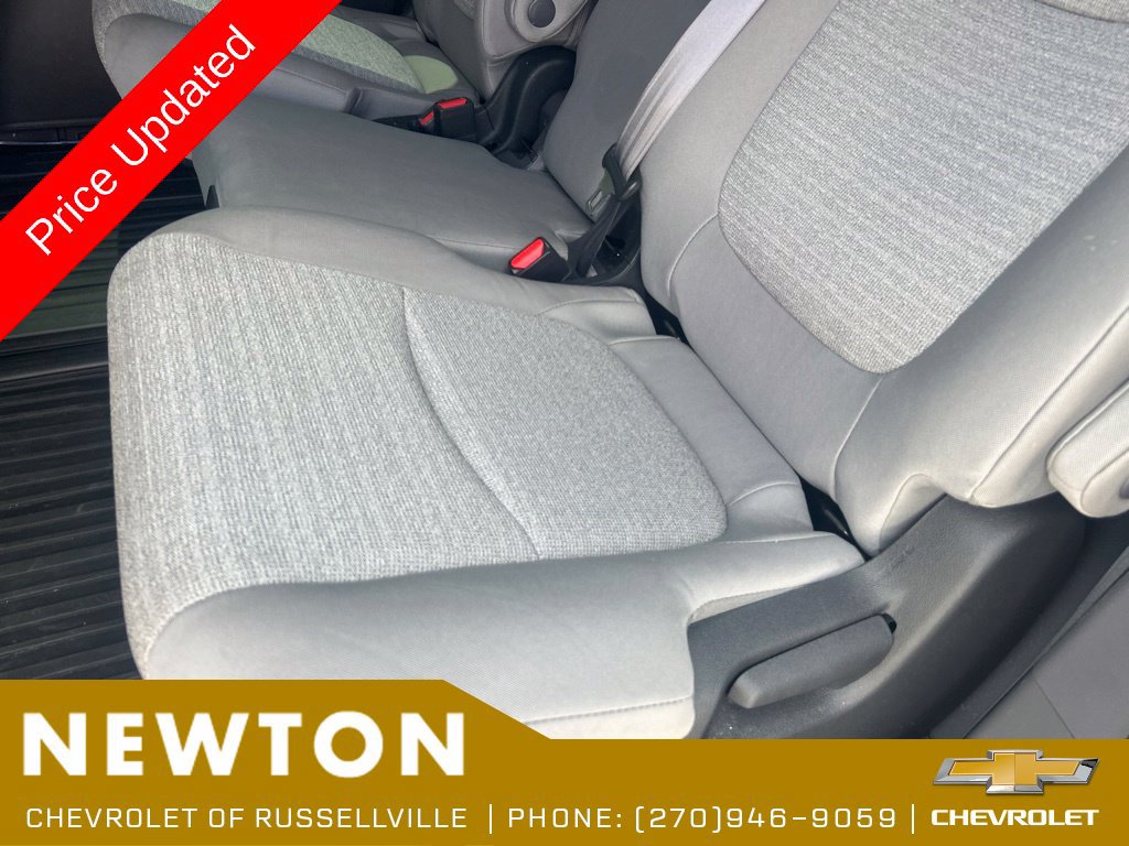 Used 2022 Toyota Sienna LE FWD image 34