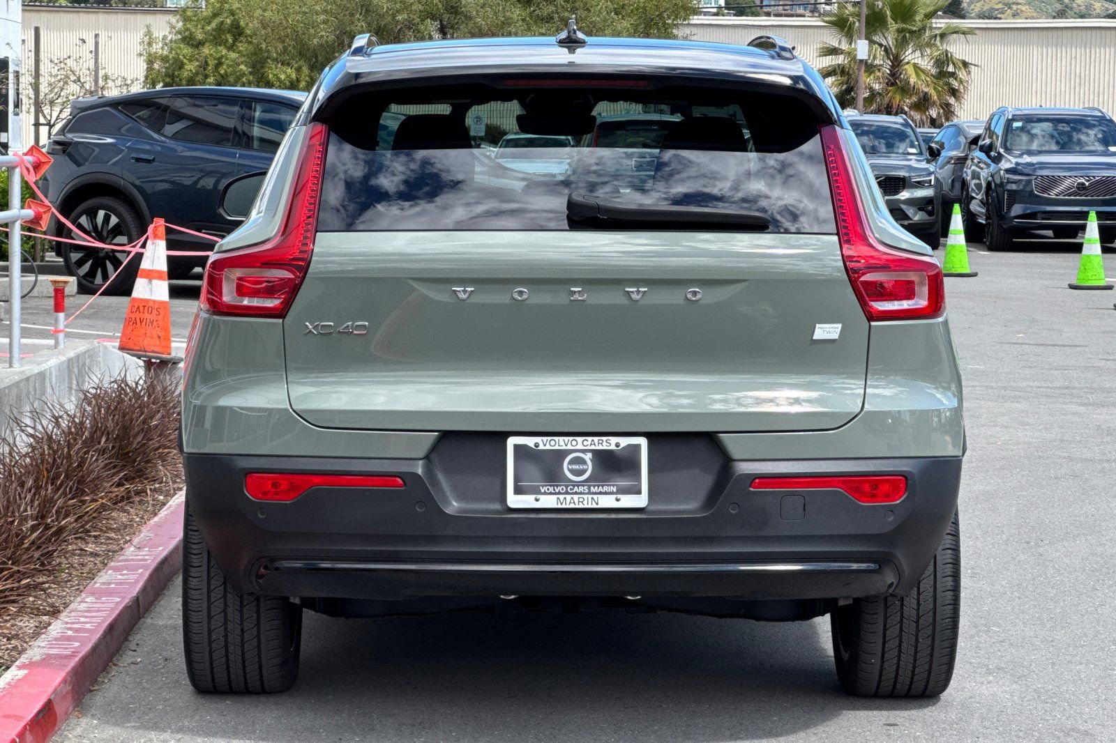 Used 2023 Volvo XC40 Recharge Plus AWD/4WD image 8