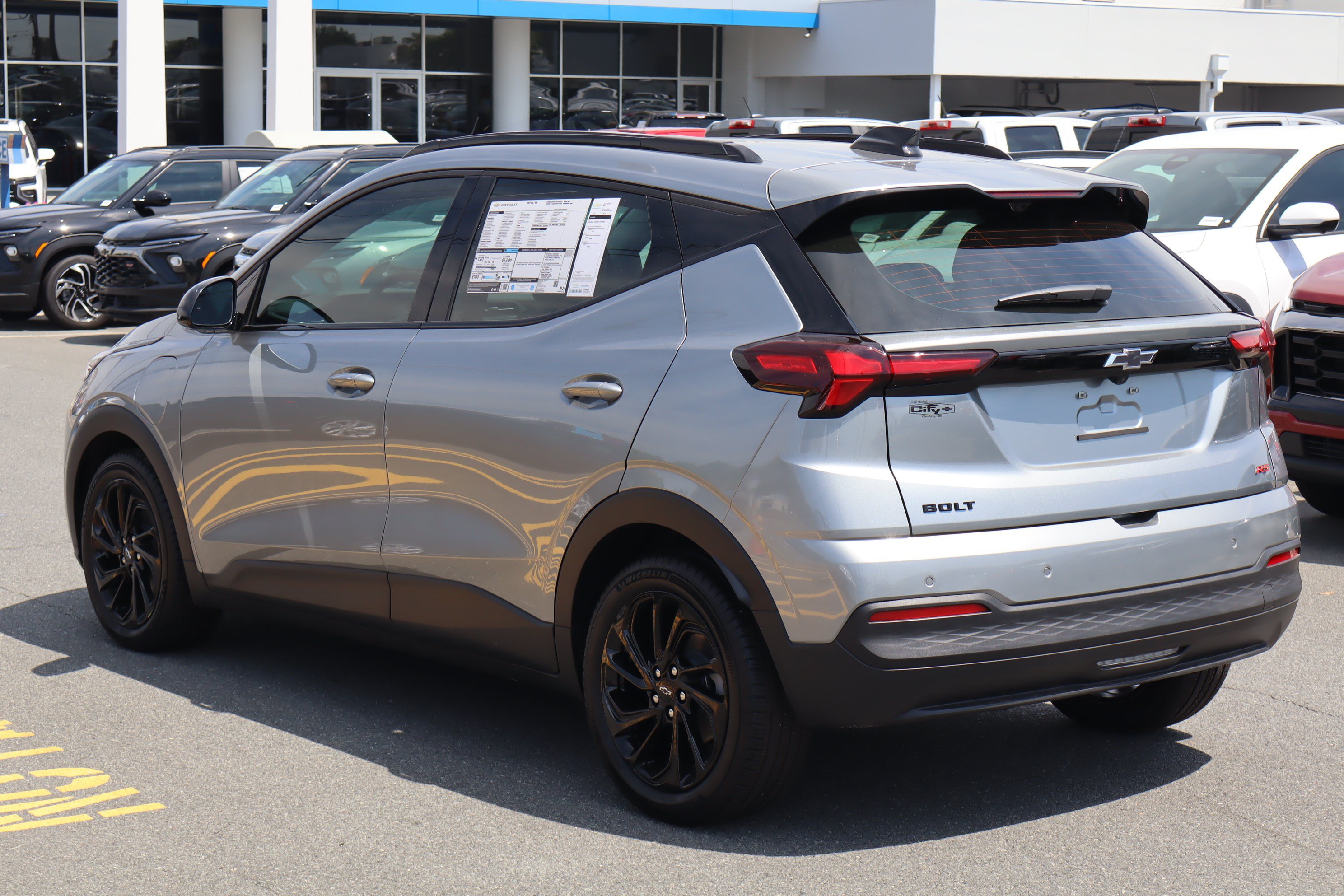 New 2027 Chevrolet Bolt RS w/ Technology Package FWD image 7