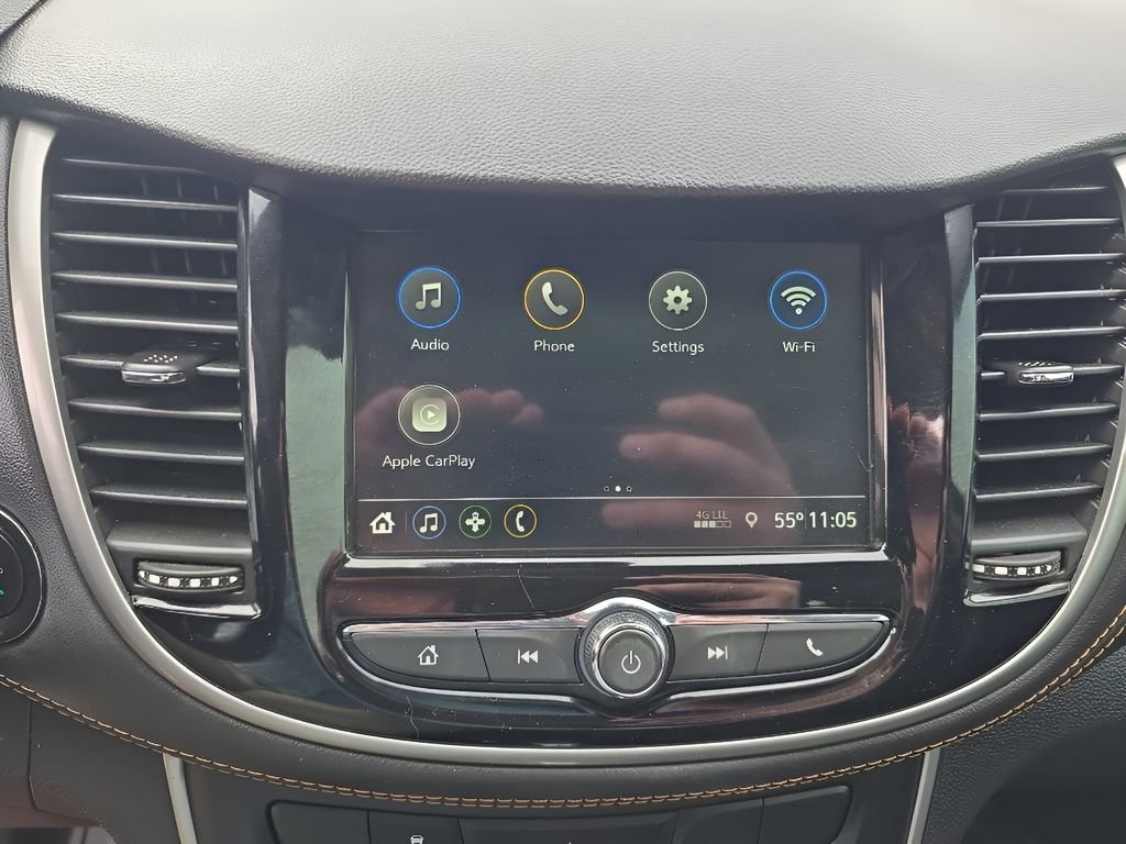 Used 2019 Chevrolet Trax LT w/ LT Convenience Package image 19