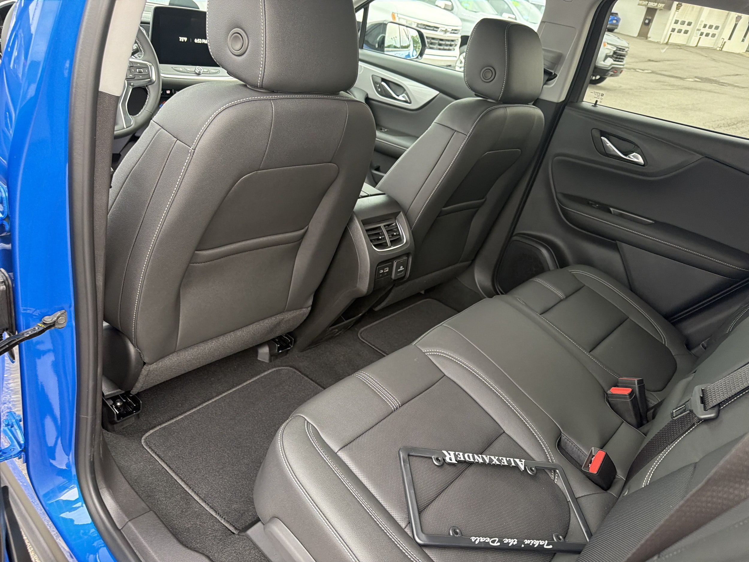 New 2026 Chevrolet Blazer LT w/ Sound & Technology Package AWD/4WD image 18