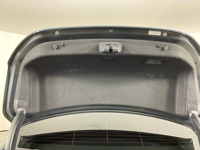 Used 2025 Genesis G70 2.5T image 19