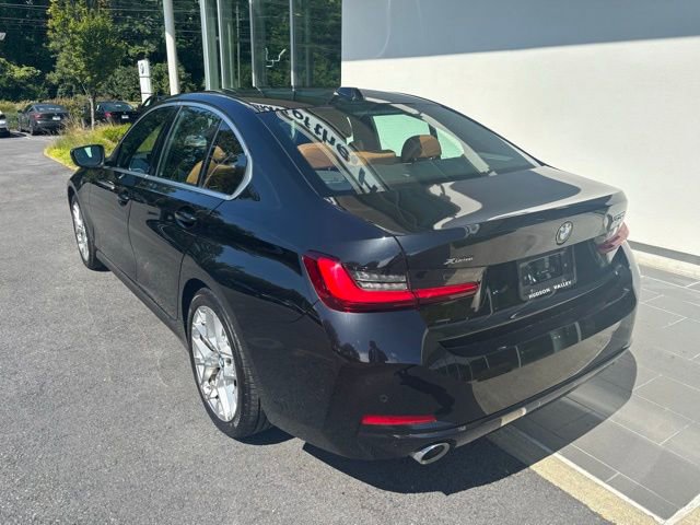 Used 2025 BMW 330i xDrive Sedan w/ Premium Package image 7