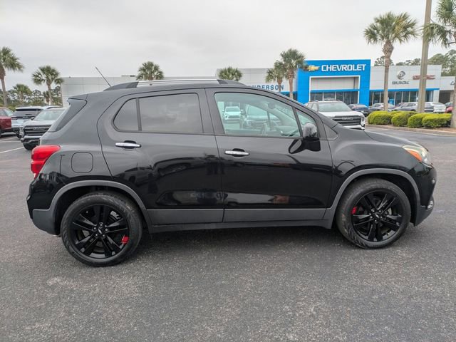 Used 2024 Chevrolet Trax RS w/ Driver Confidence Package image 3