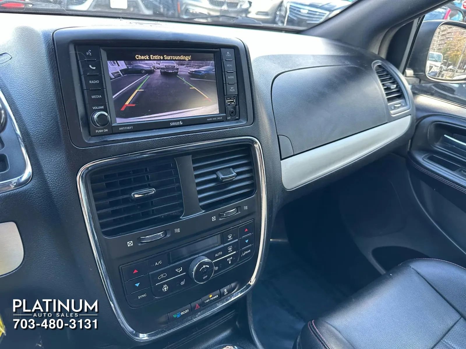 Used 2018 Dodge Grand Caravan GT image 10