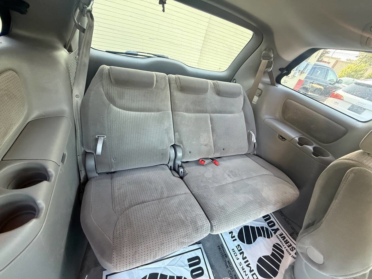 Used 2009 Toyota Sienna CE image 18