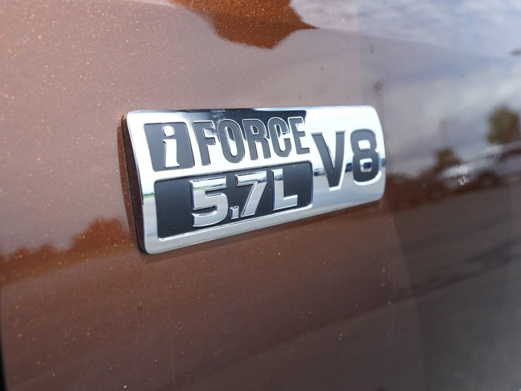 Used 2017 Toyota Tundra SR AWD/4WD image 32