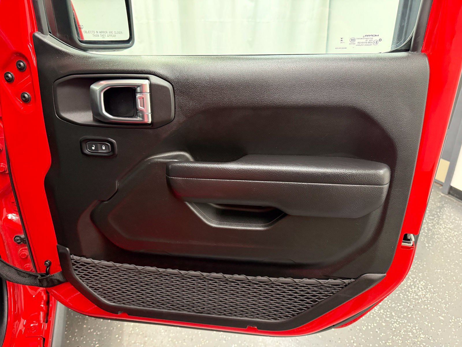 Used 2025 Jeep Wrangler Unlimited Sport AWD/4WD image 7