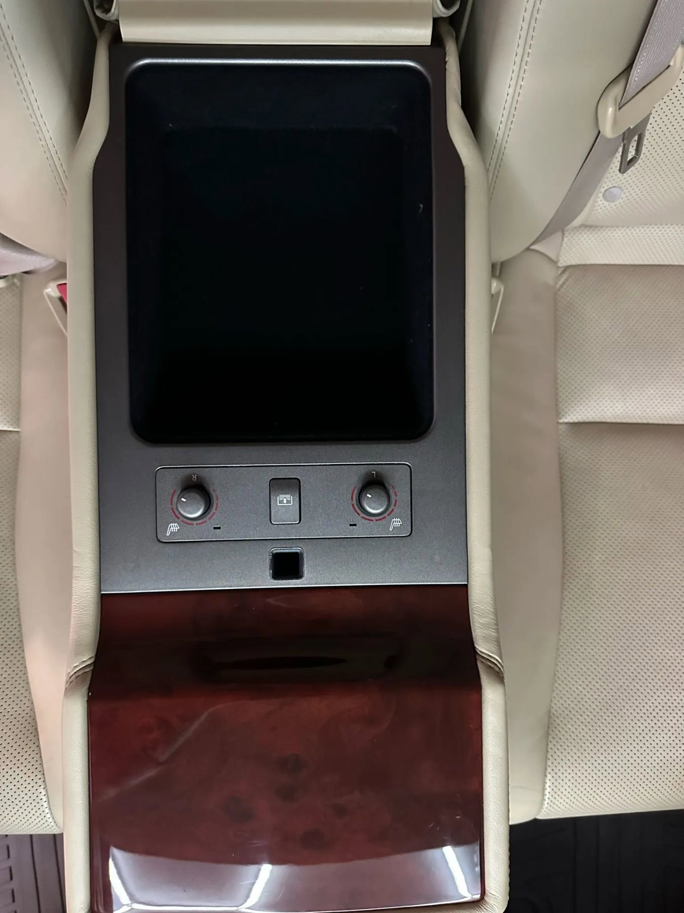 Used 2009 Lexus LS 460 AWD image 24