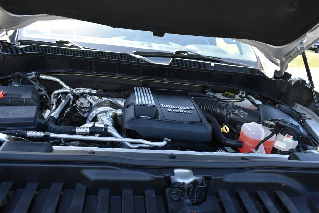 Used 2021 Chevrolet Silverado 1500 LT RWD image 29