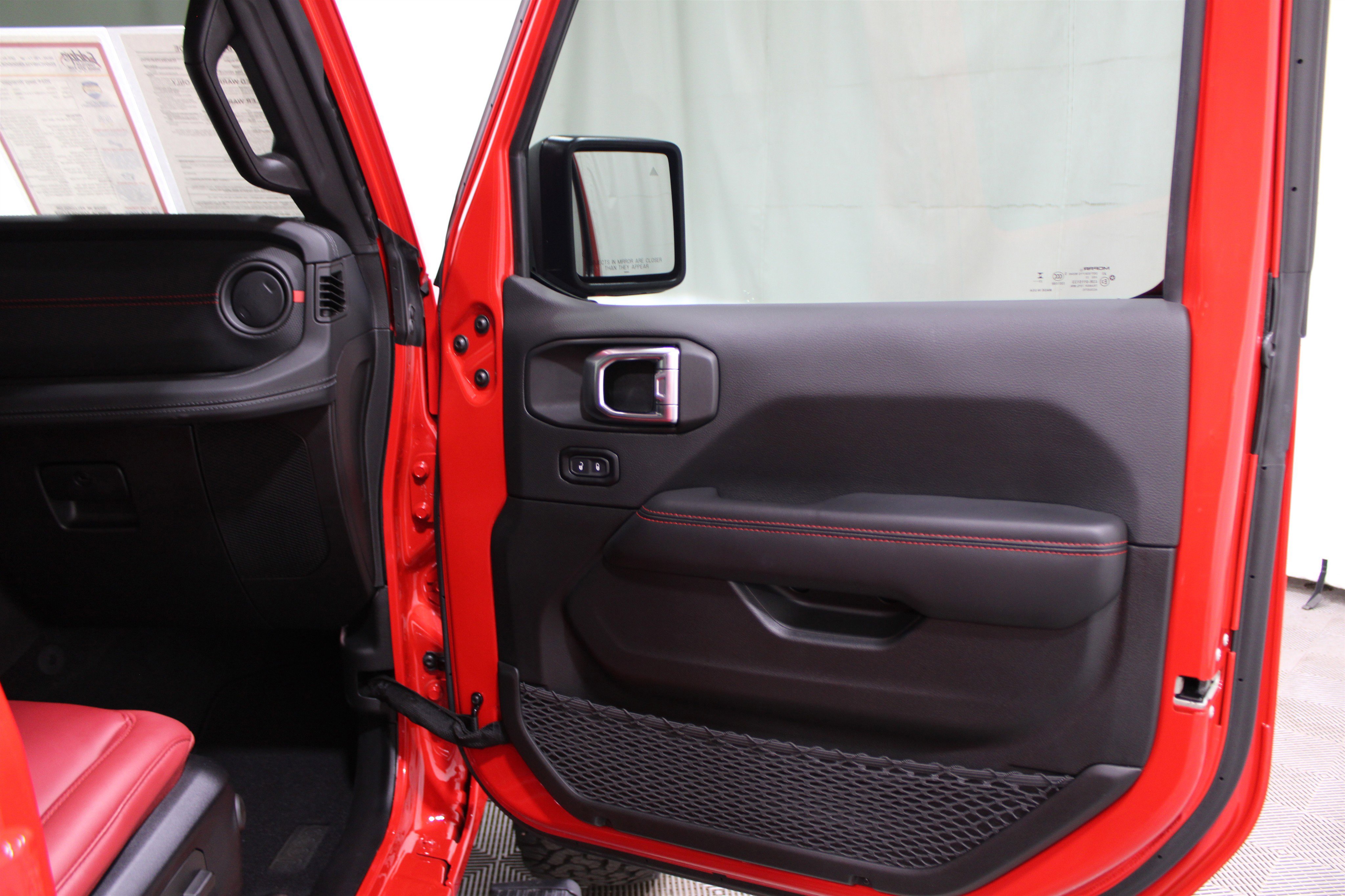 Used 2024 Jeep Wrangler Unlimited Rubicon 392 image 30